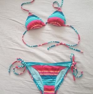2/$35 Roxy bikinis